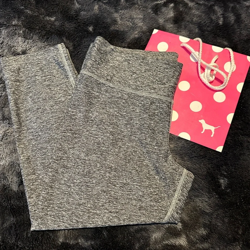 PINK Victoria's Secret Gray Leggings! NWOT! - Picture 4 of 5